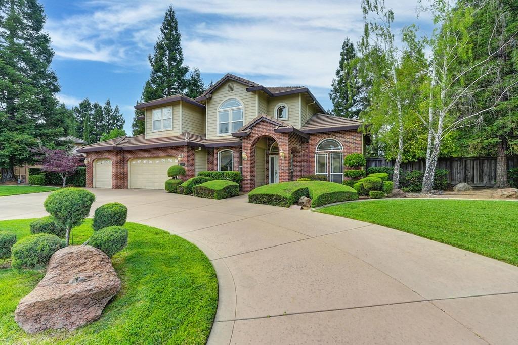 Lawnview Way, Elk Grove, California image 2