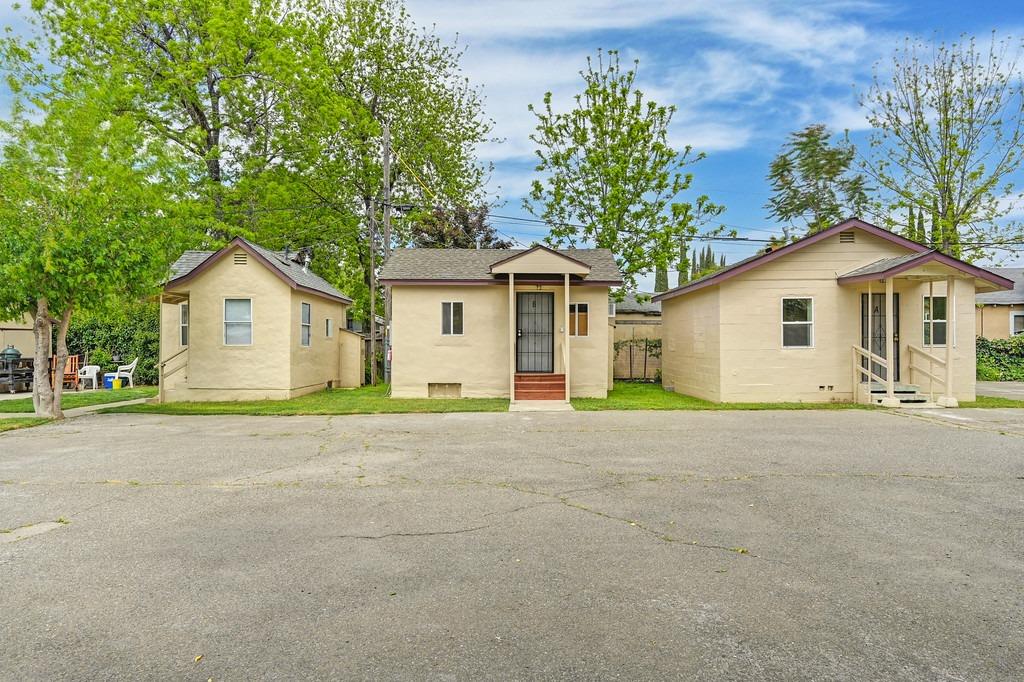 Maple Street, West Sacramento, California image 5