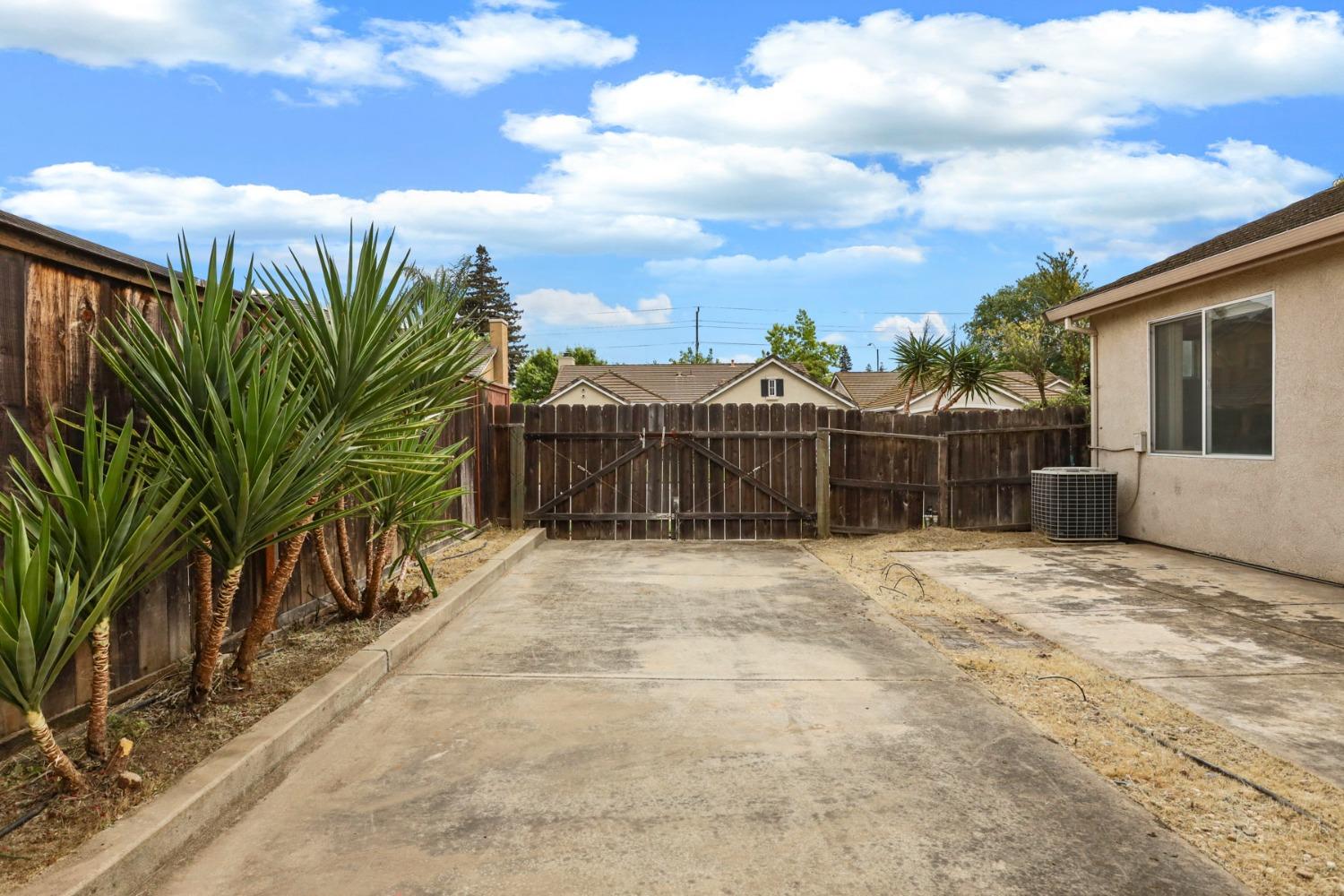 Ponderosa Drive, Lodi, California image 42