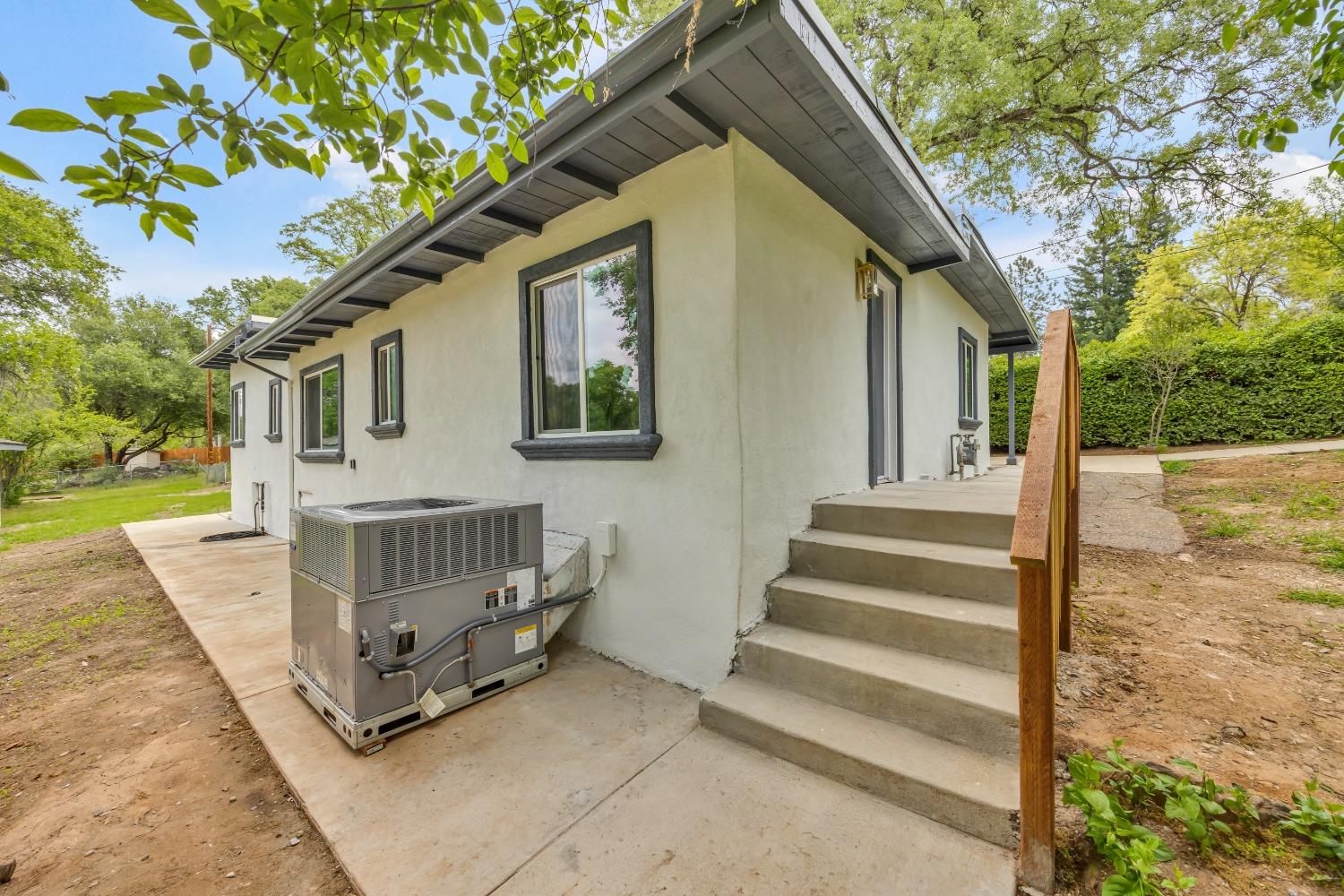 Joeger Rd, Auburn, California image 42