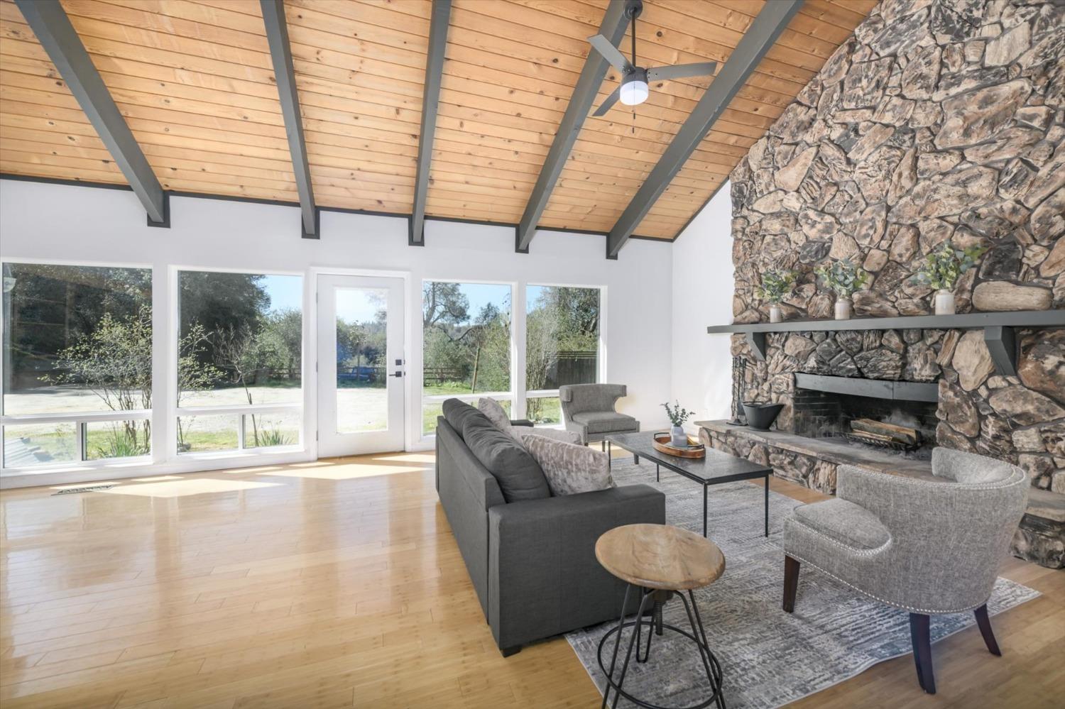 Lindsey Lane, Placerville, California image 9