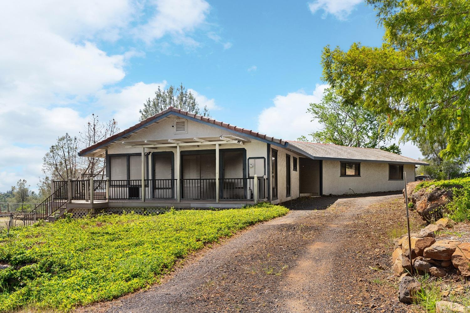 Altatina Drive, Chico, California image 2