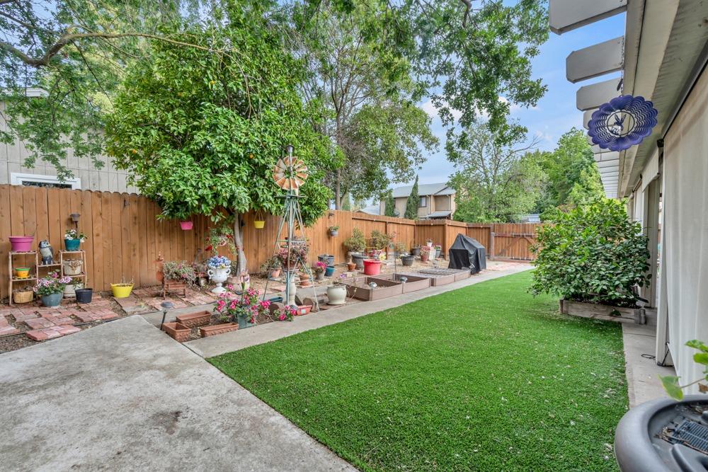 Detail Gallery Image 31 of 40 For 8254 Arroyo Vista Dr, Sacramento,  CA 95823 - 3 Beds | 2 Baths