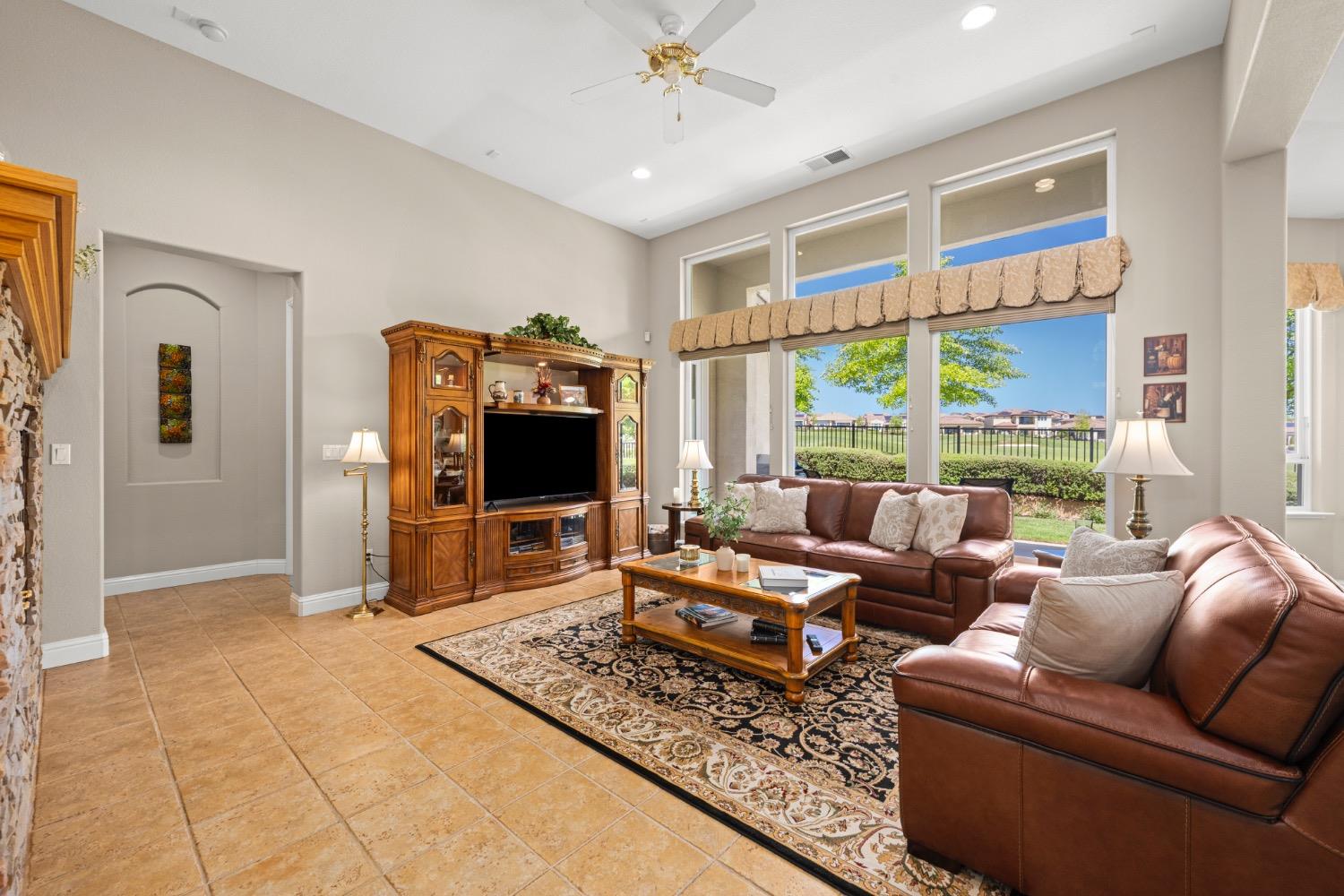 Royal Troon Place, El Dorado Hills, California image 12
