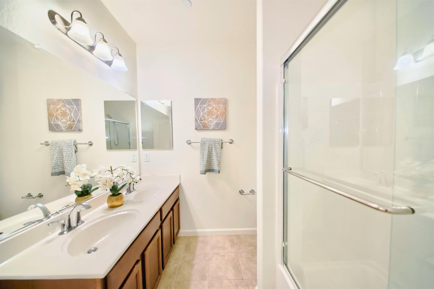 Detail Gallery Image 77 of 89 For 285 W Santa Clara Dr, Mountain House,  CA 95391 - 4 Beds | 3 Baths