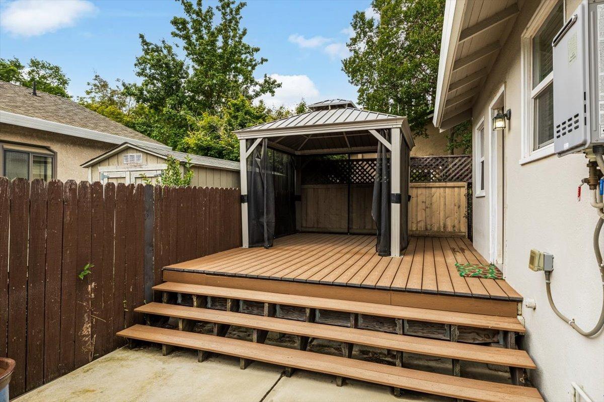 Detail Gallery Image 23 of 25 For 2600 20th St, Sacramento,  CA 95818 - 2 Beds | 1 Baths