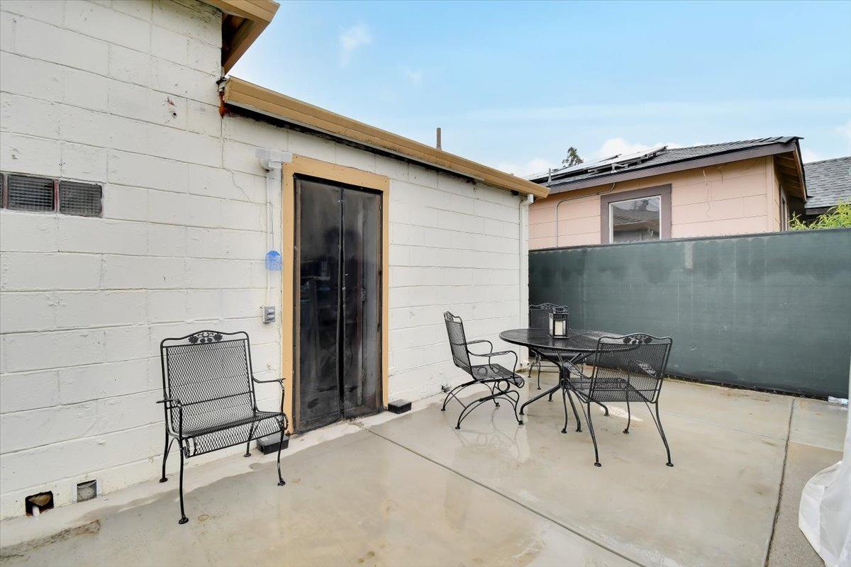 Toledo Street, Yuba City, California image 35