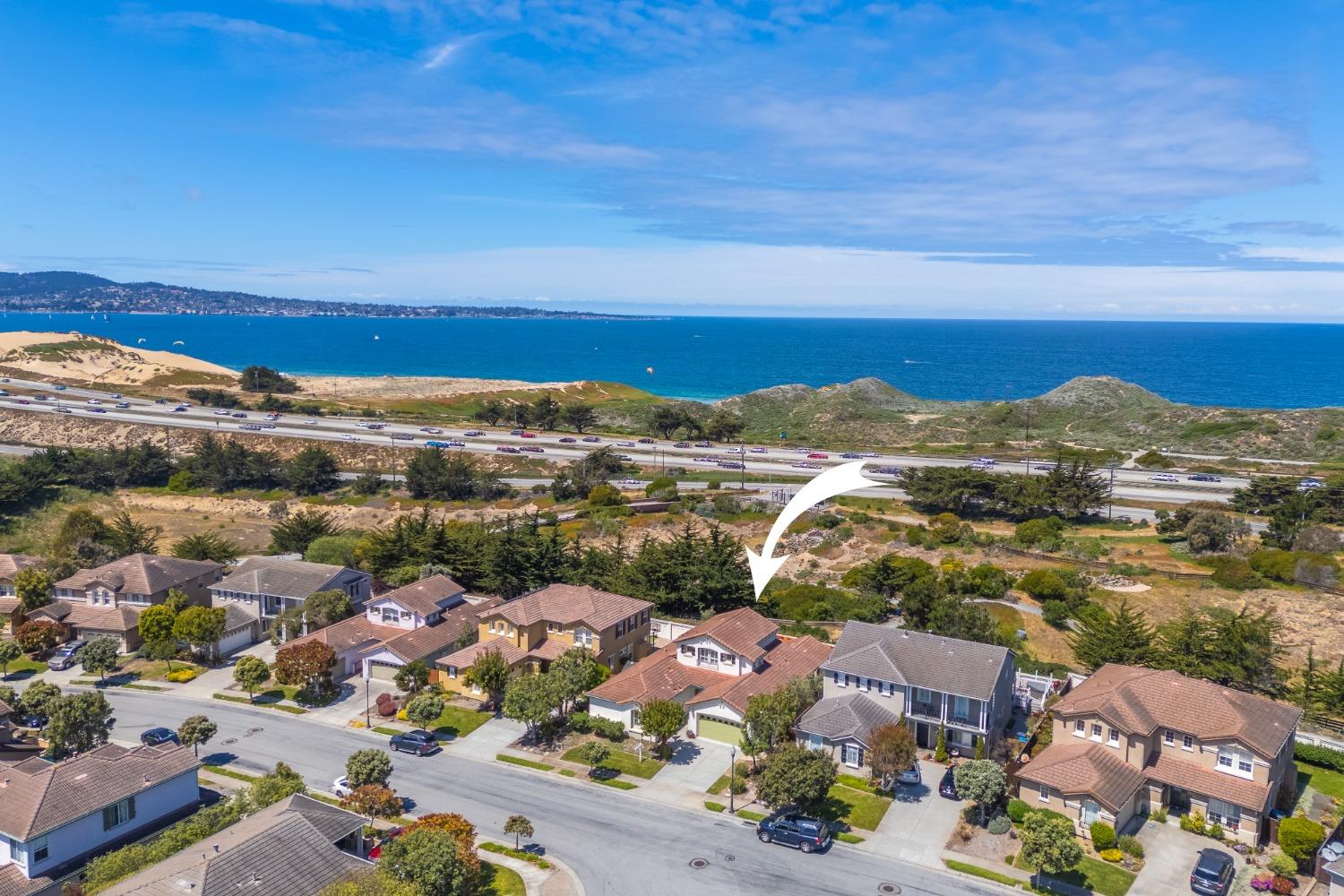 Detail Gallery Image 10 of 67 For 4740 Sea Ridge Ct, Seaside,  CA 93955 - 5 Beds | 3 Baths