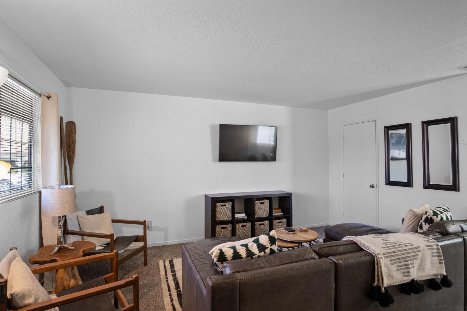 Darpinian Way, Sonora, California image 8