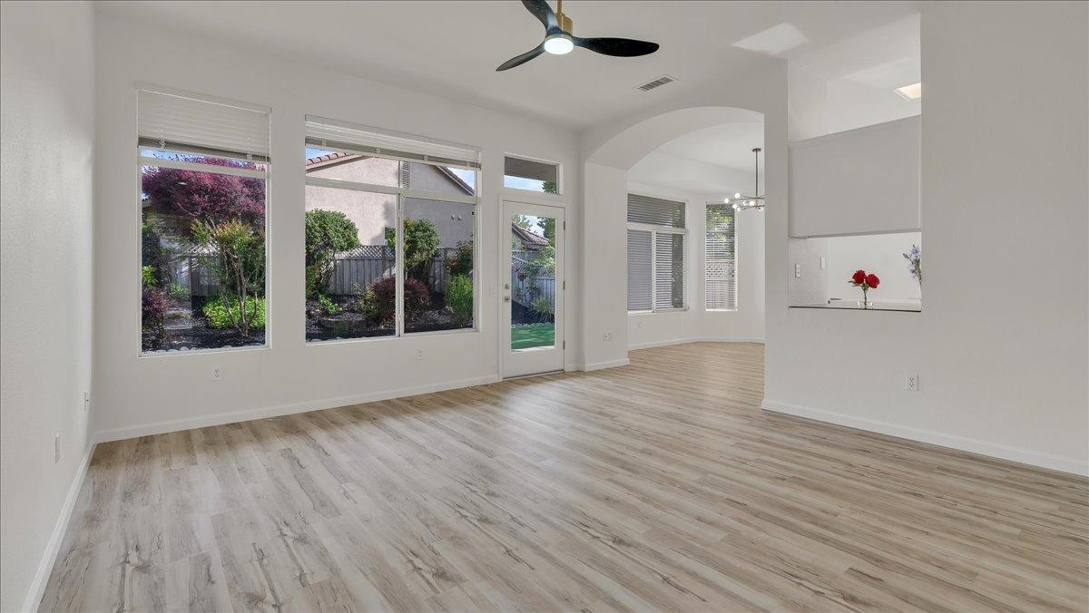 Red Willow Lane, Roseville, California image 5