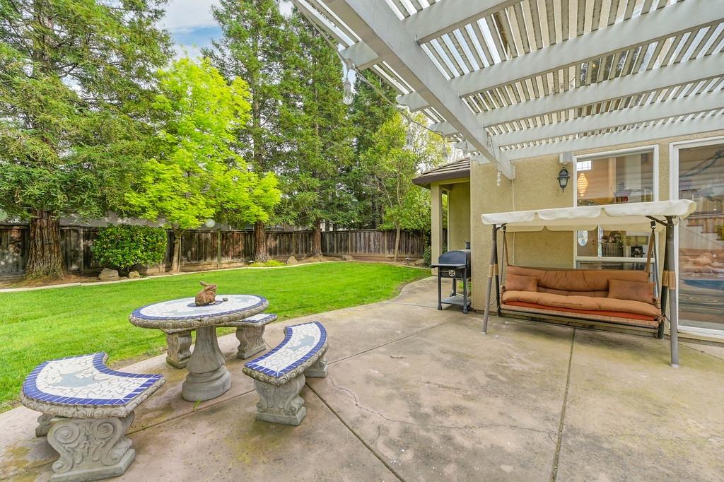 Lawnview Way, Elk Grove, California image 48