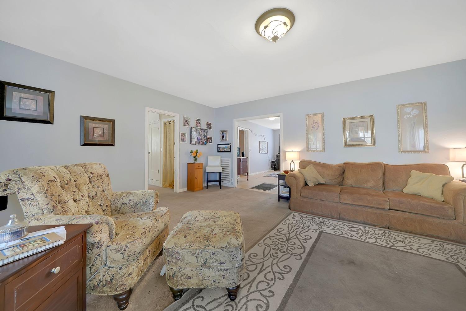Detail Gallery Image 16 of 72 For 217 S Buena Vista St, Ione,  CA 95640 - 5 Beds | 2 Baths