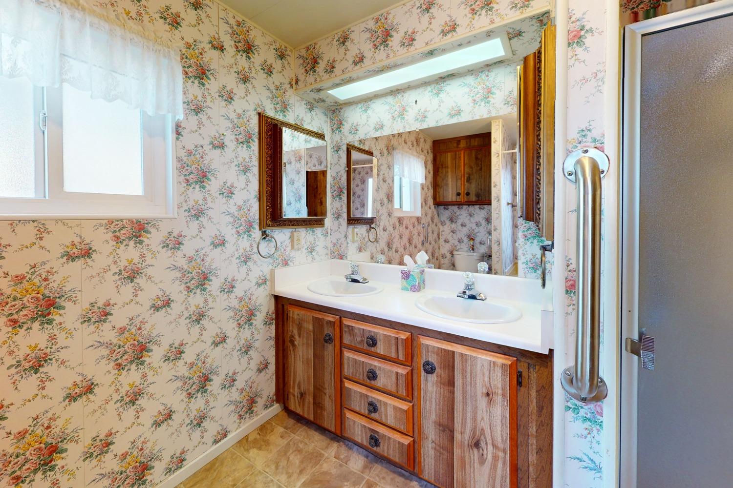 Detail Gallery Image 39 of 45 For 126 El Verano, Yuba City,  CA 95993 - 3 Beds | 2 Baths