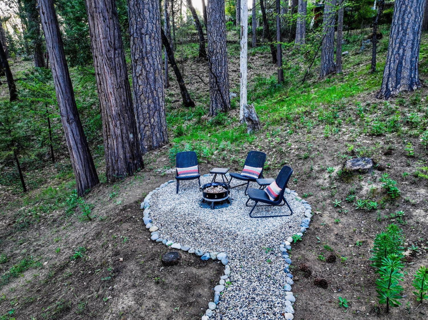 Grove Street, Nevada City, California image 9