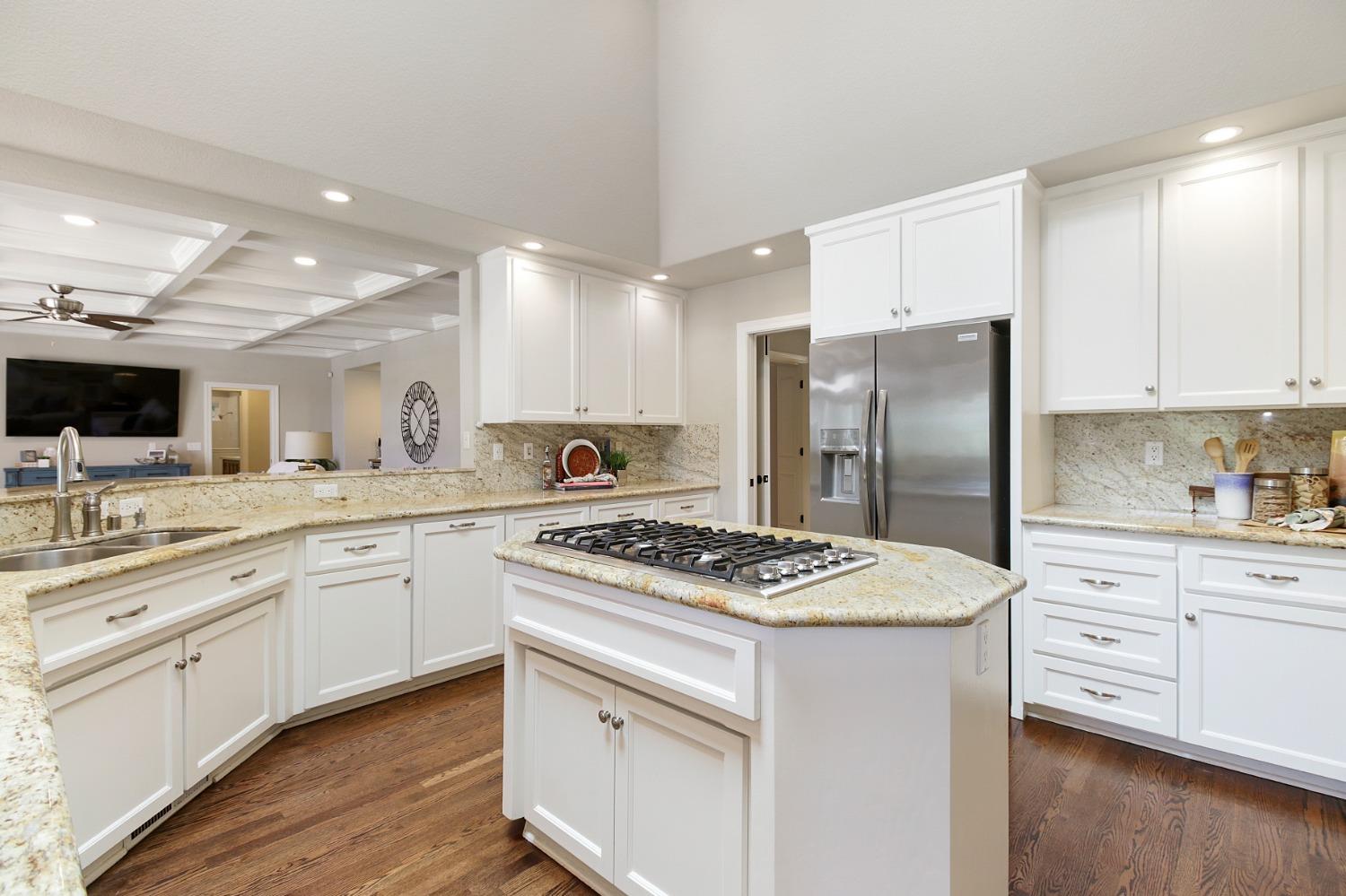 Detail Gallery Image 24 of 92 For 5060 Lexington Cir, Loomis,  CA 95650 - 6 Beds | 5 Baths