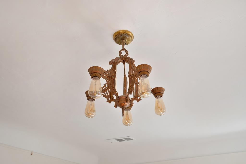 Detail Gallery Image 52 of 59 For 1333 33rd St, Sacramento,  CA 95816 - 5 Beds | 2 Baths