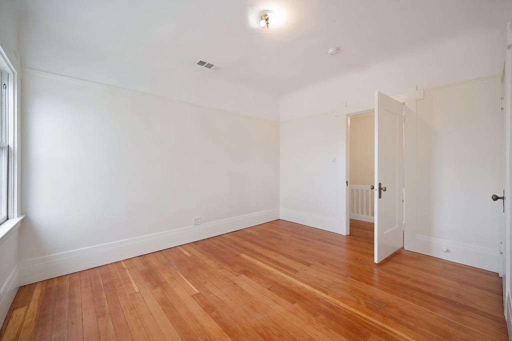 Detail Gallery Image 30 of 59 For 1333 33rd St, Sacramento,  CA 95816 - 5 Beds | 2 Baths
