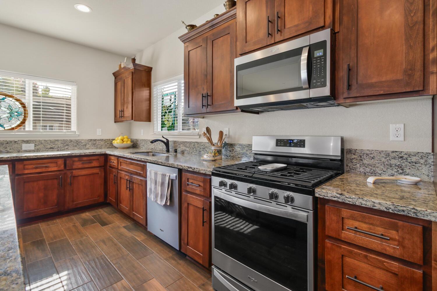 Detail Gallery Image 20 of 60 For 394 Avalon Dr, Ione,  CA 95640 - 3 Beds | 2 Baths