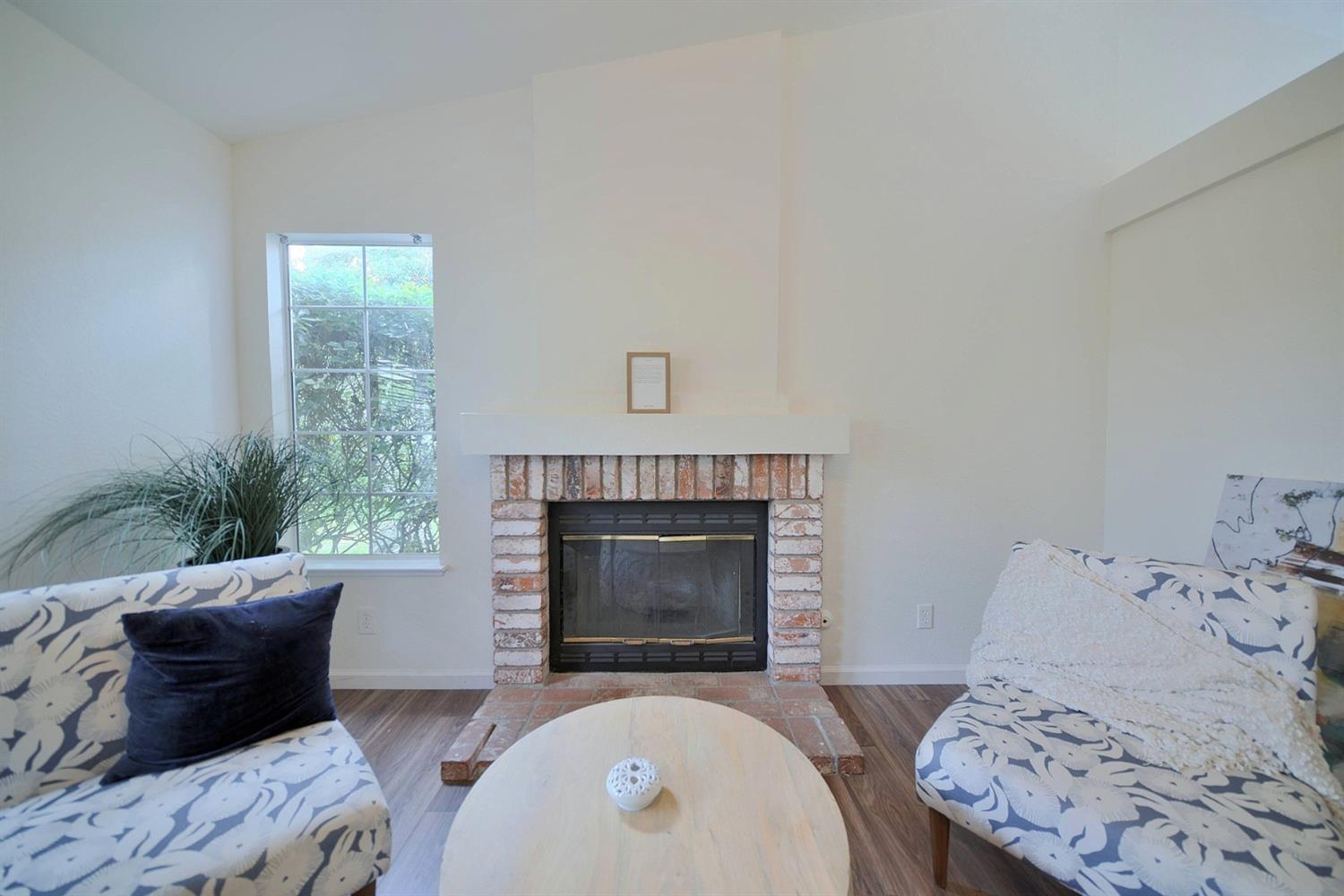 Detail Gallery Image 7 of 83 For 774 Long Barn Dr, Lathrop,  CA 95330 - 3 Beds | 2 Baths