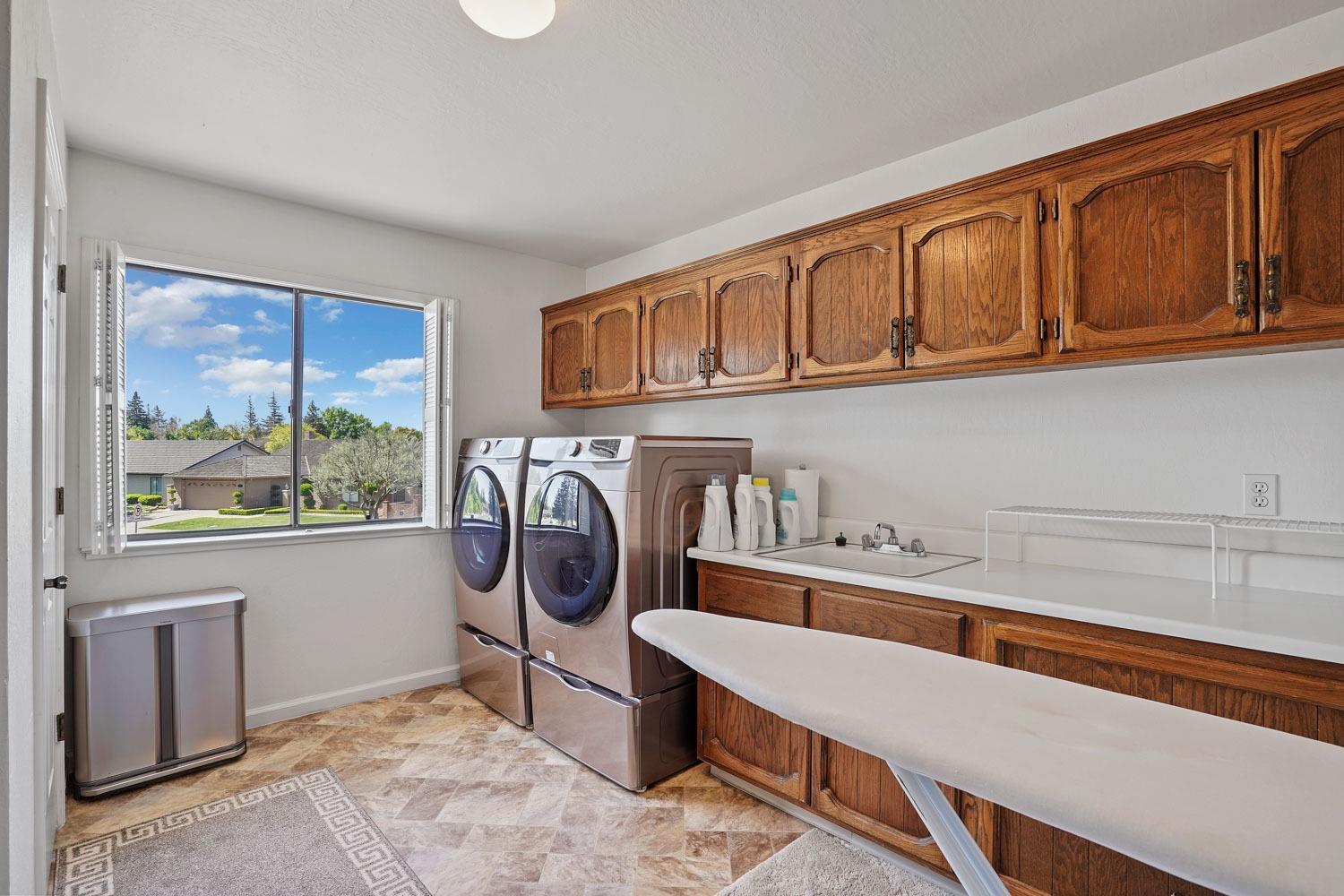 Shelldrake Court, Stockton, California image 30