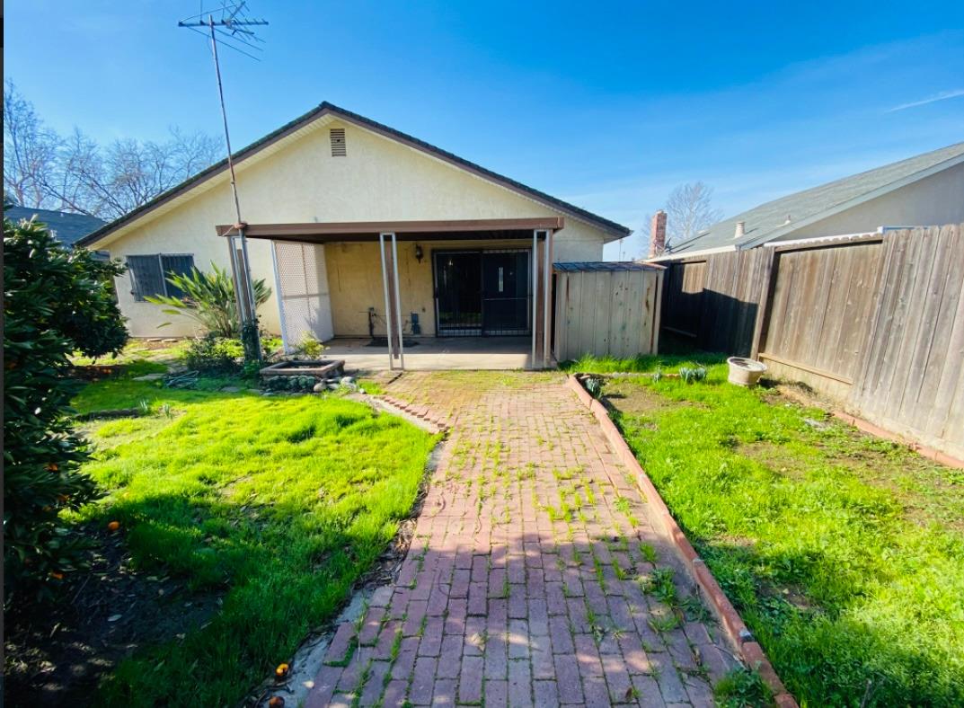 Detail Gallery Image 21 of 24 For 3633 Contempo Dr, Sacramento,  CA 95826 - 4 Beds | 2 Baths