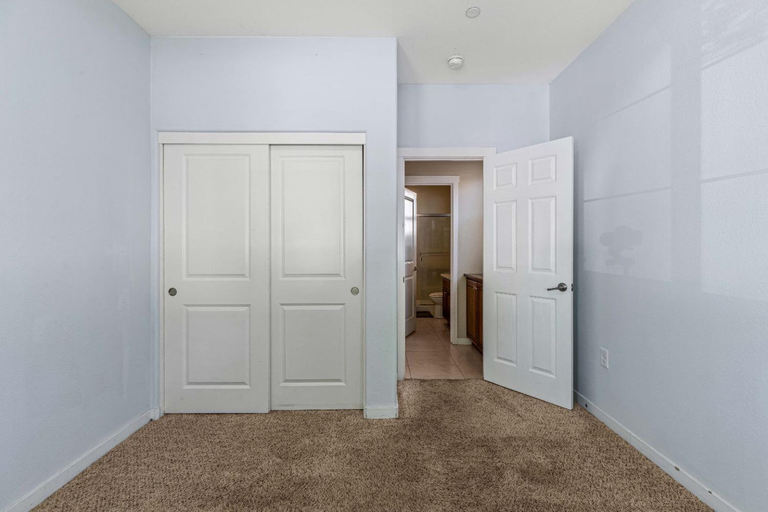 Detail Gallery Image 16 of 48 For 18551 Admiral Way, Lathrop,  CA 95330 - 4 Beds | 3 Baths