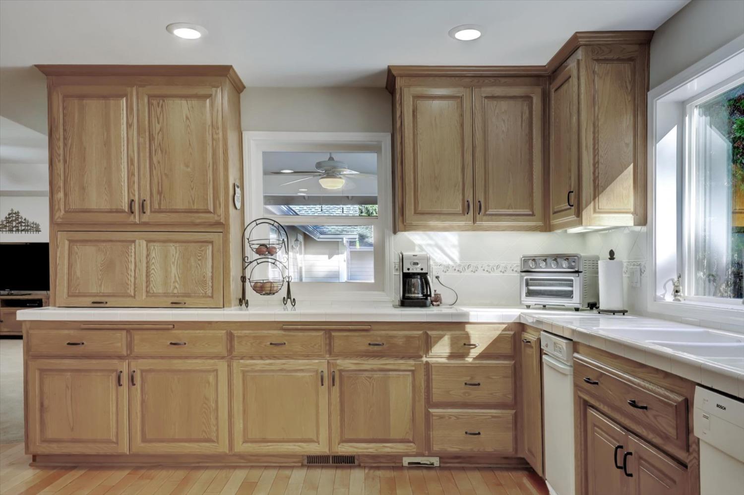 Detail Gallery Image 13 of 89 For 11555 Sky Pines Ridge Rd, Nevada City,  CA 95959 - 3 Beds | 2/2 Baths