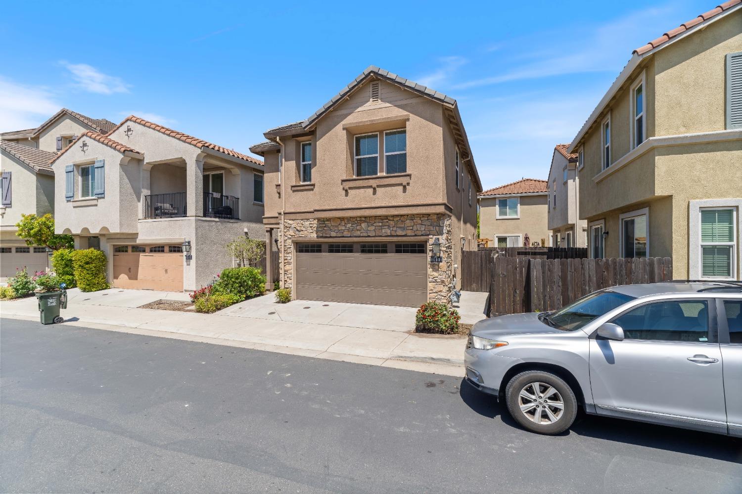 Detail Gallery Image 4 of 35 For 3651 Odessa Ln, Sacramento,  CA 95834 - 3 Beds | 2/1 Baths