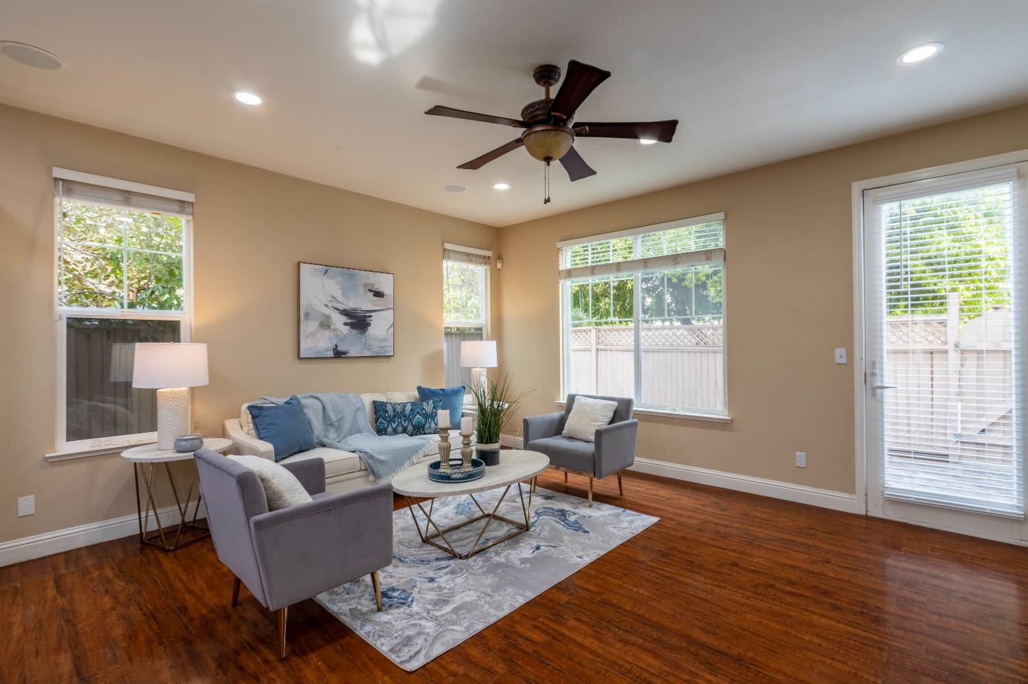 Detail Gallery Image 21 of 68 For 382 S Central Pkwy, Mountain House,  CA 95391 - 4 Beds | 4 Baths