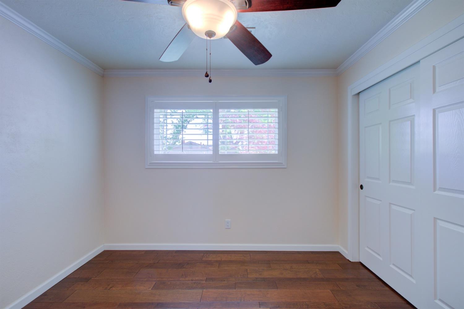 Teak Avenue, Merced, California image 22