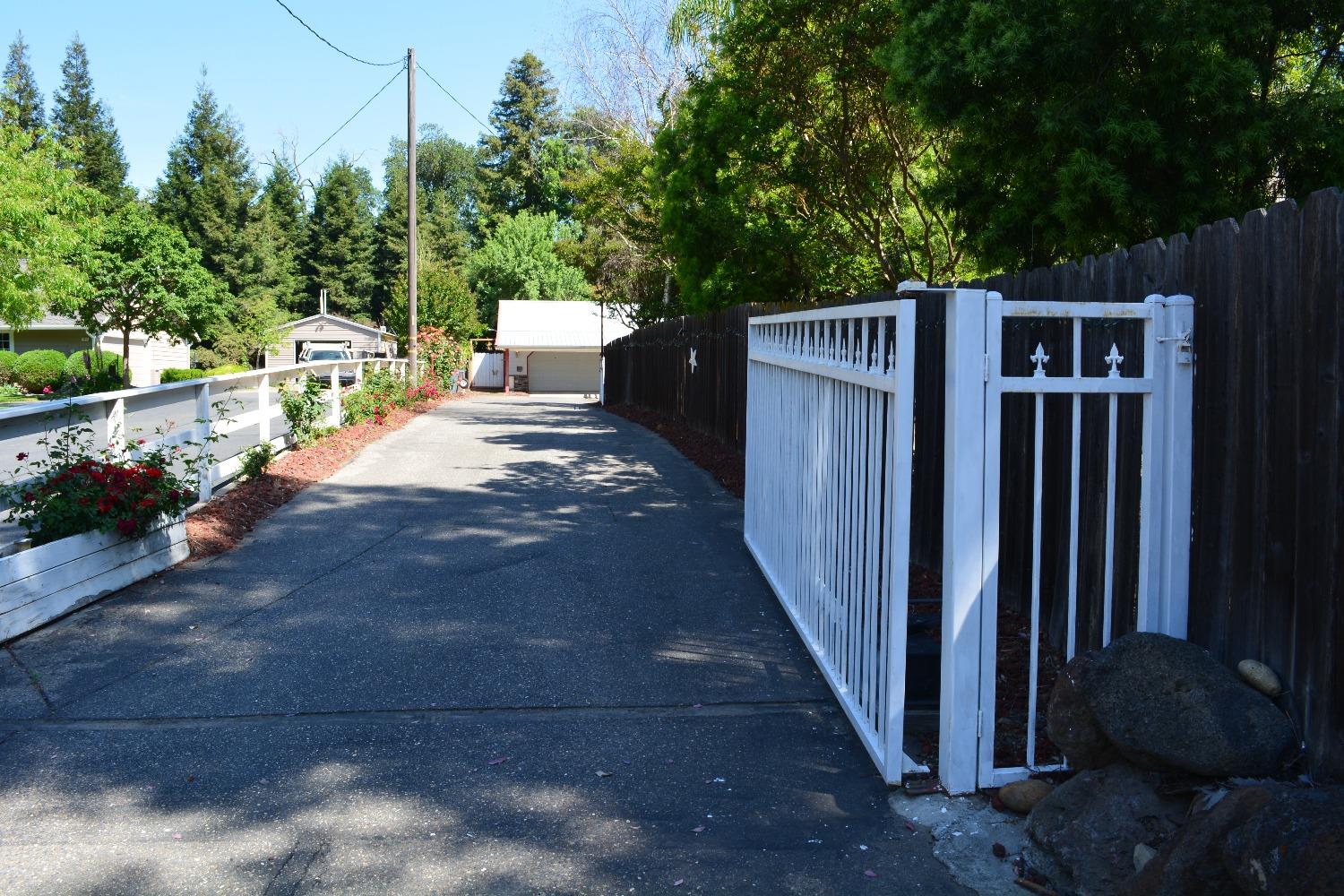 Detail Gallery Image 21 of 74 For 13521 Yosemite Blvd, Waterford,  CA 95386 - 3 Beds | 2 Baths