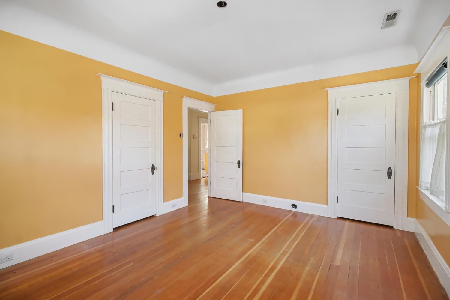 Detail Gallery Image 33 of 58 For 2322 I St, Sacramento,  CA 95816 - 4 Beds | 2 Baths