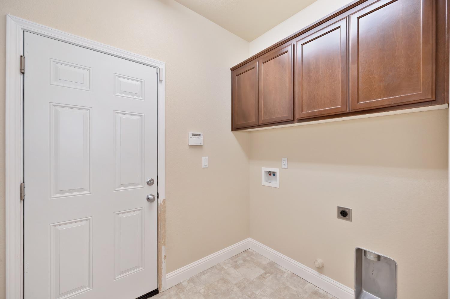 Tenaja Way, Rancho Cordova, California image 36