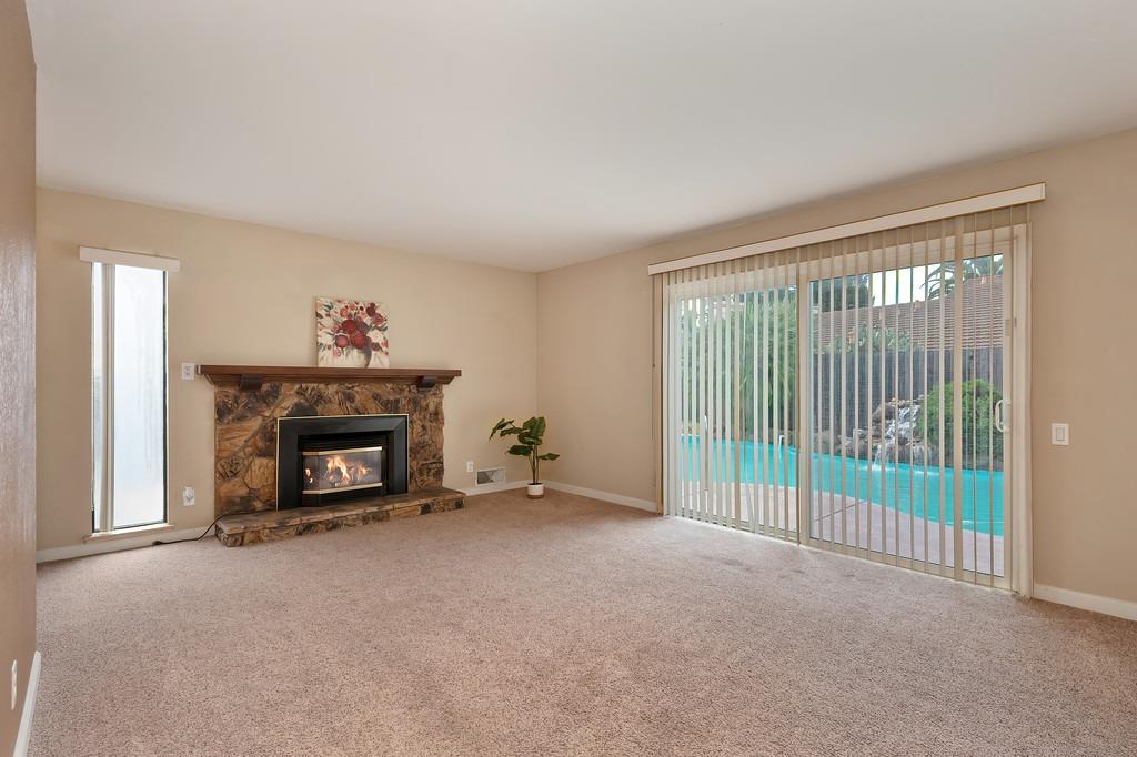 Utopia River Court, Rancho Cordova, California image 20