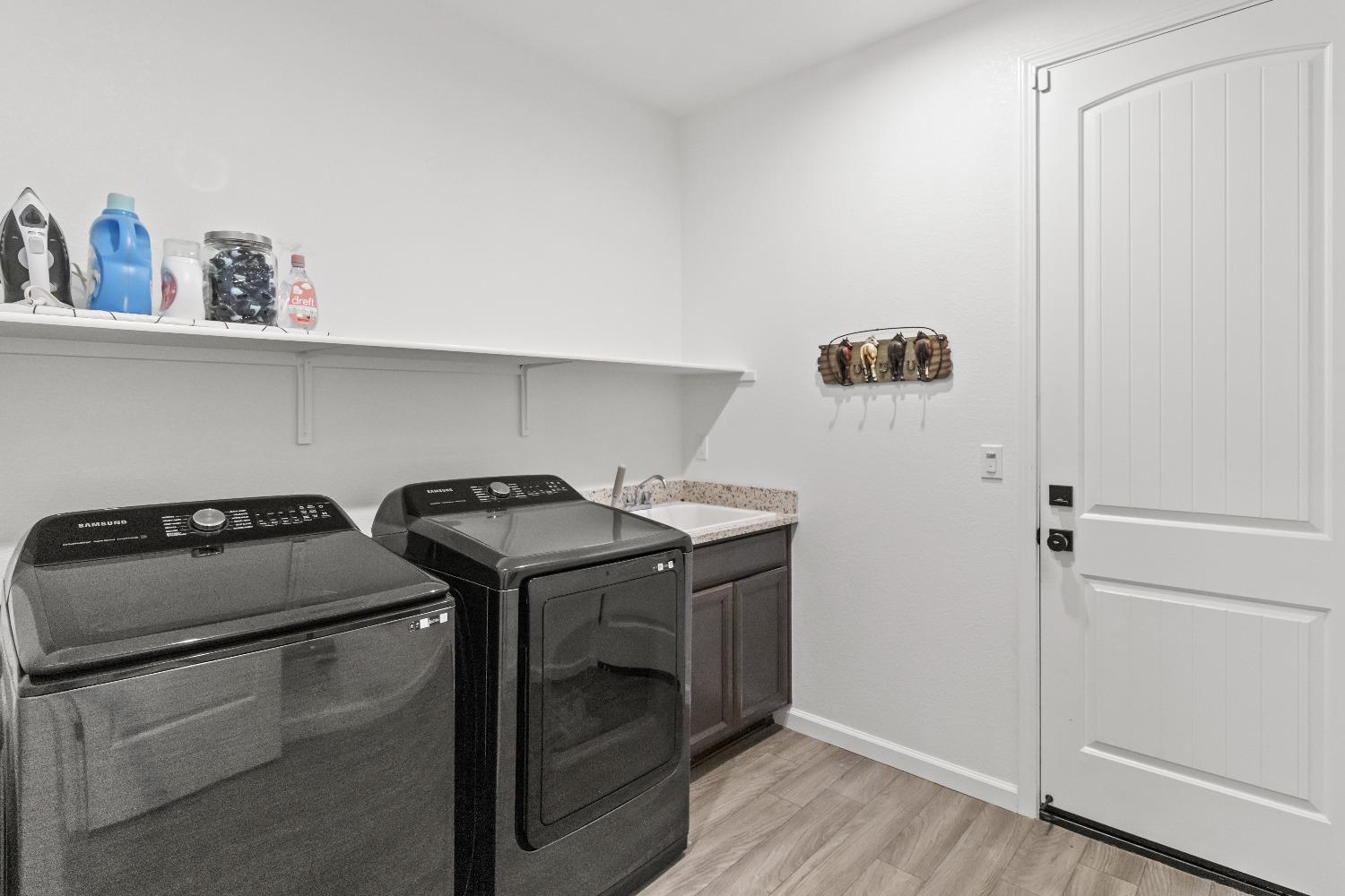 Kirkwood Court, Olivehurst, California image 41