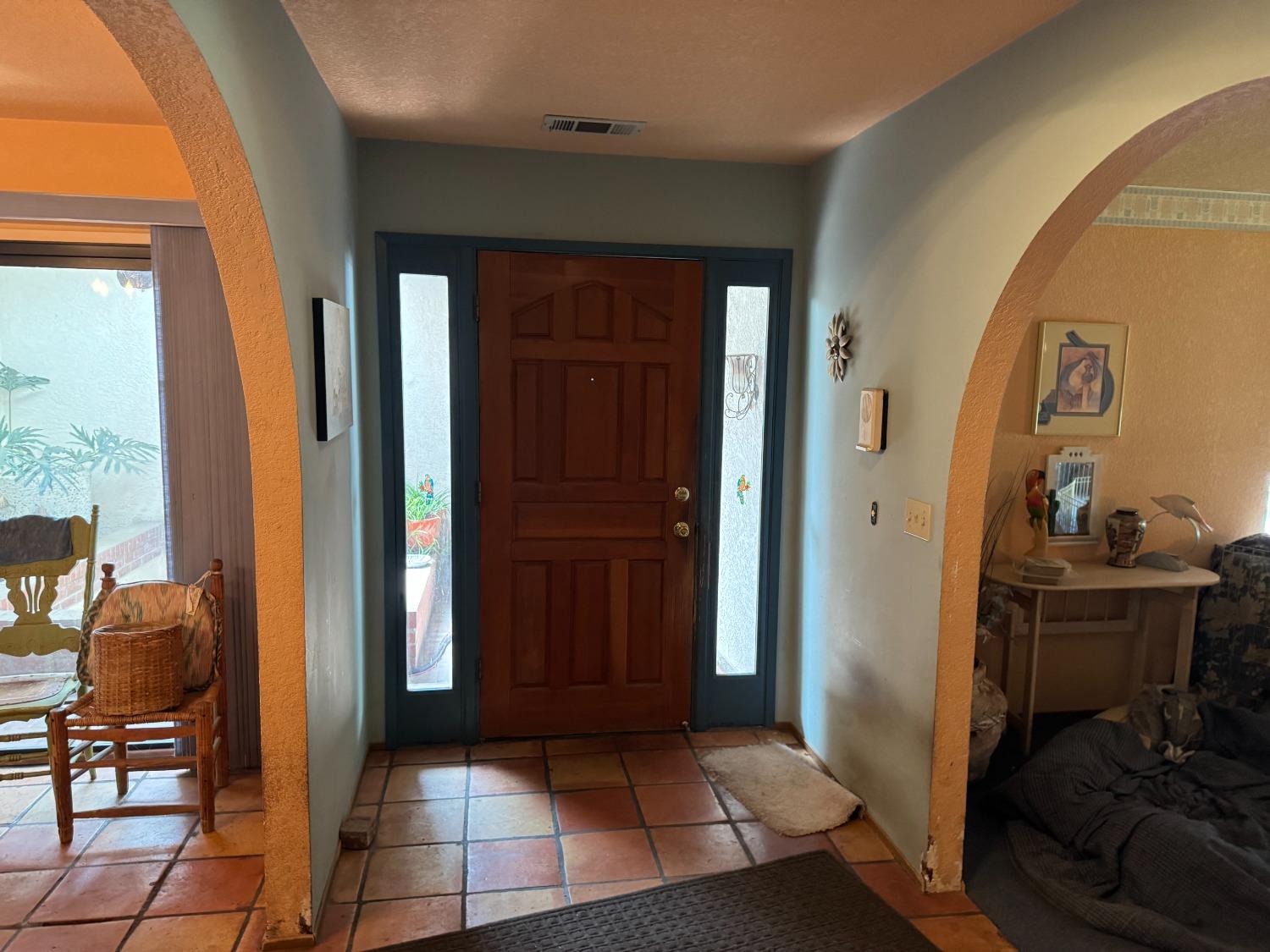 Kenneth Avenue, Carmichael, California image 25