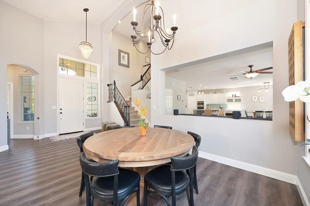 Detail Gallery Image 7 of 85 For 7301 Neblina Ct, Rancho Murieta,  CA 95683 - 4 Beds | 3 Baths