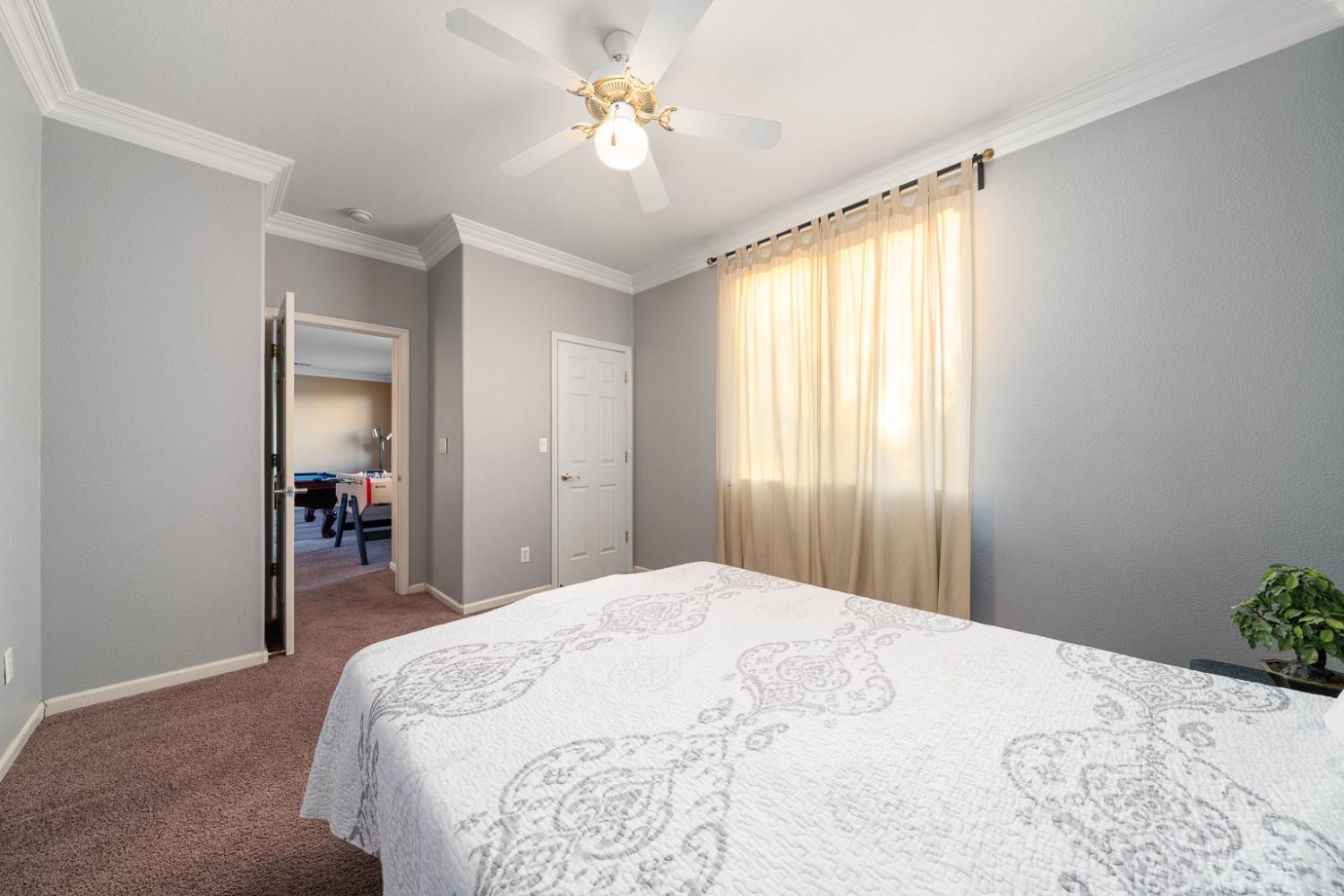 Detail Gallery Image 32 of 58 For 7788 Tigerwoods Dr, Sacramento,  CA 95829 - 5 Beds | 3/1 Baths
