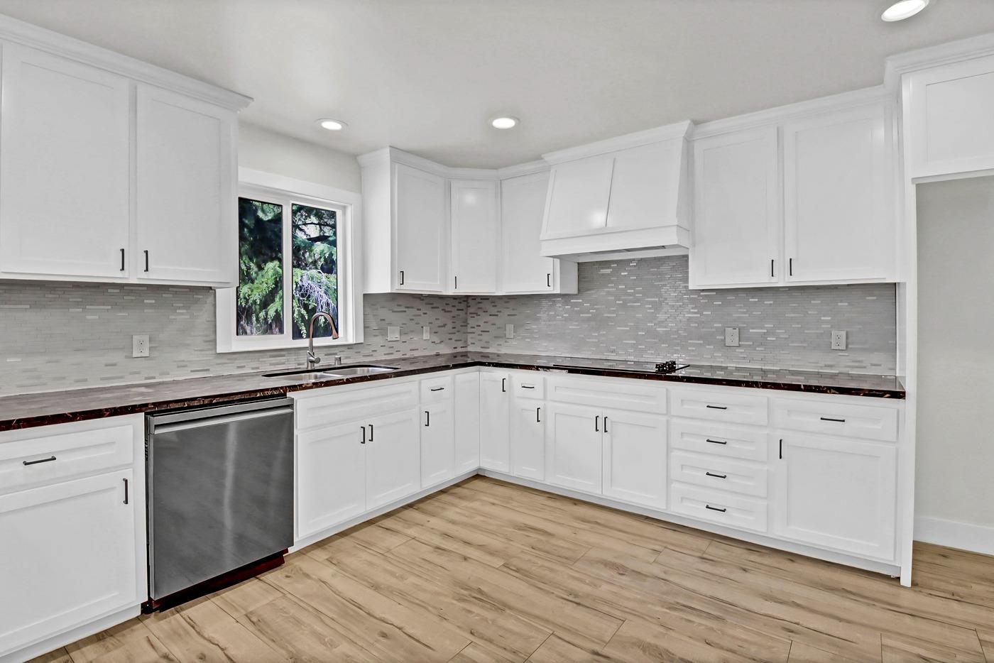 Detail Gallery Image 20 of 98 For 8535 Irish Ln, Newcastle,  CA 95658 - 4 Beds | 3 Baths
