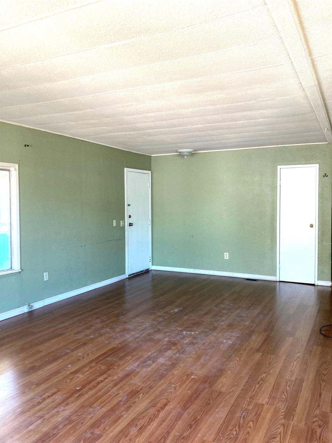 Detail Gallery Image 8 of 19 For 5100 N Highway 99 194, Stockton,  CA 95212 - 3 Beds | 2 Baths