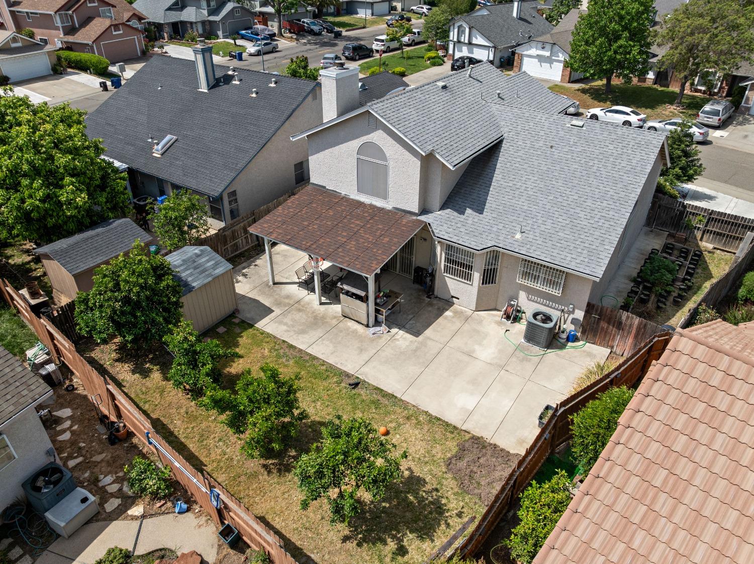 Pine Oaks Court, Sacramento, California image 44