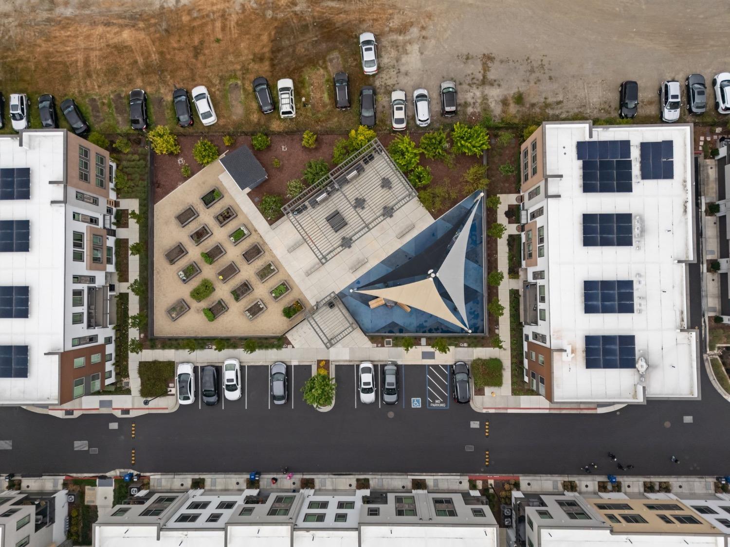 Parklane Drive, Hayward, California image 40