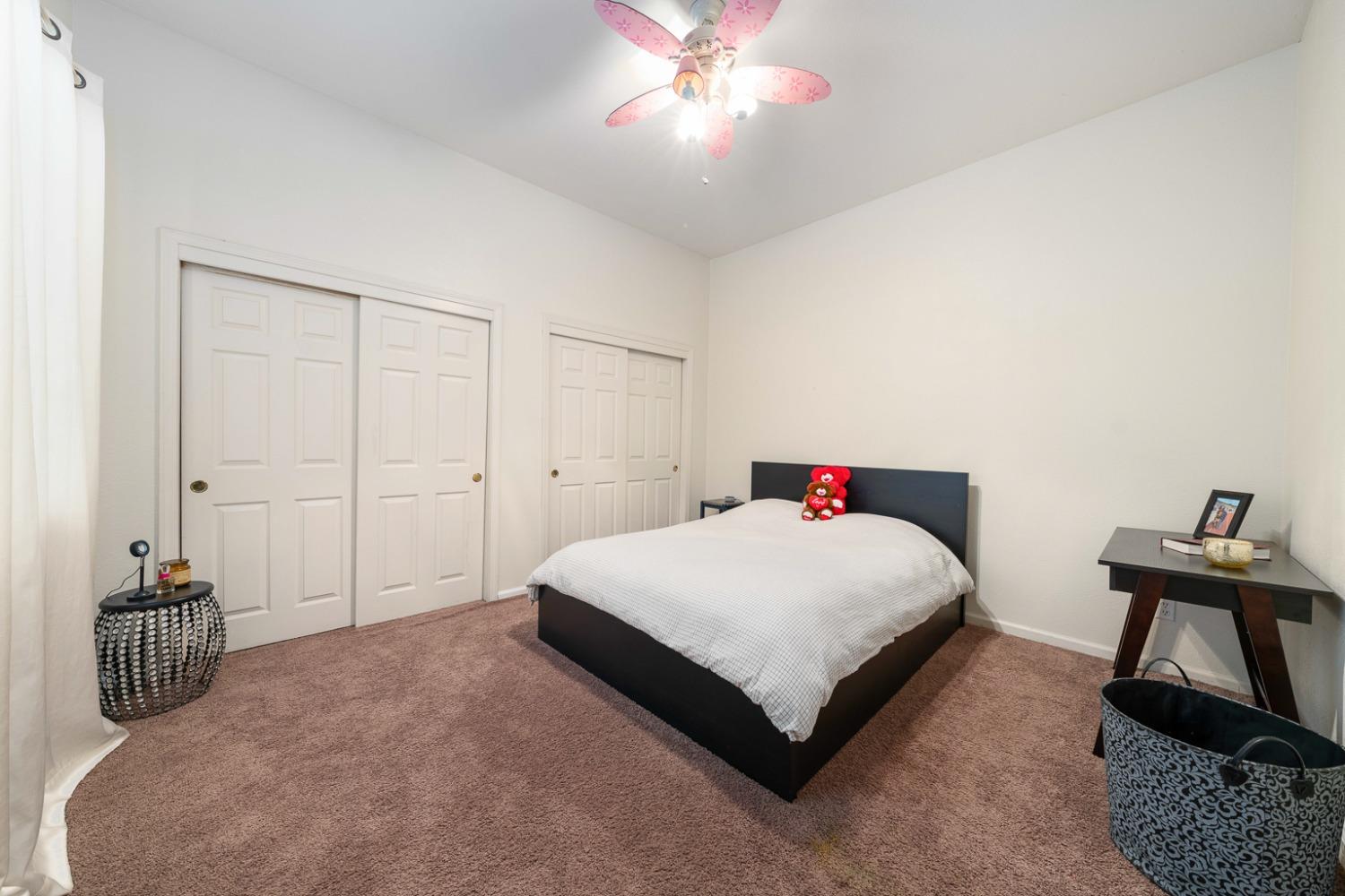 Detail Gallery Image 26 of 58 For 7788 Tigerwoods Dr, Sacramento,  CA 95829 - 5 Beds | 3/1 Baths