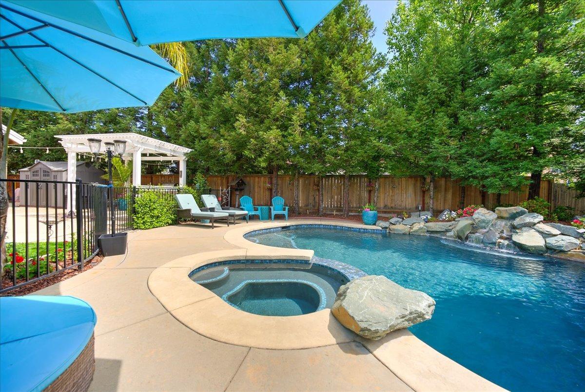 Brookhaven Dr, Roseville, California image 33