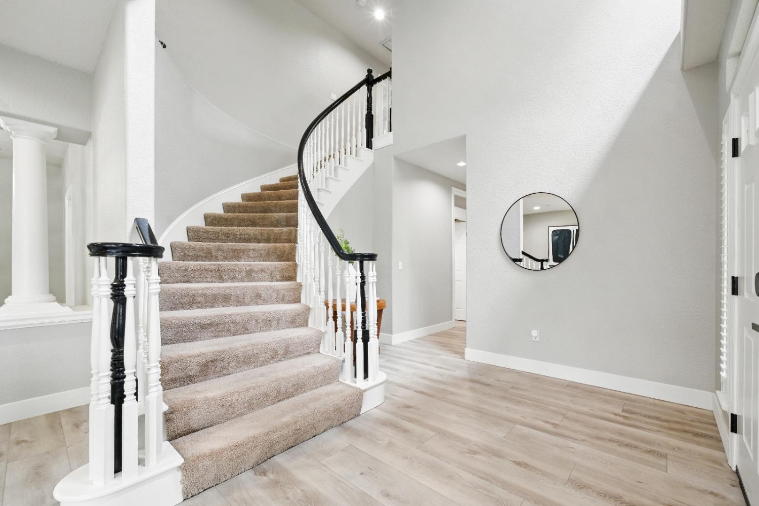Brookhaven Drive, Roseville, California image 3