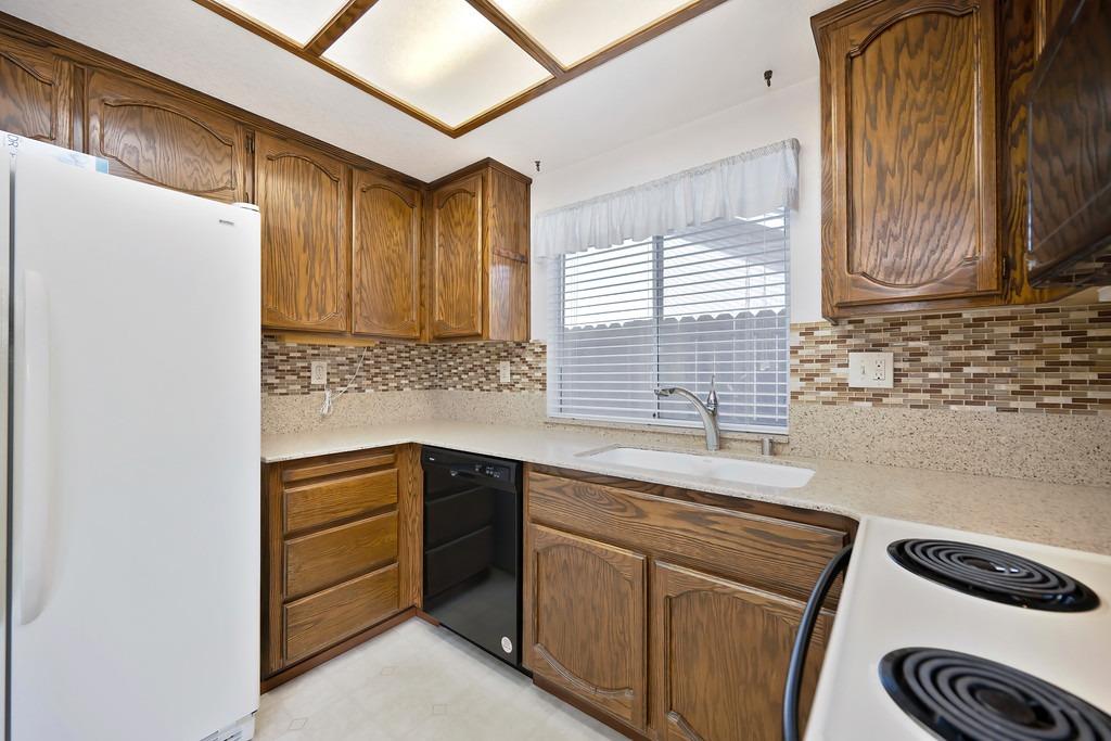 Orwell Drive, Roseville, California image 32