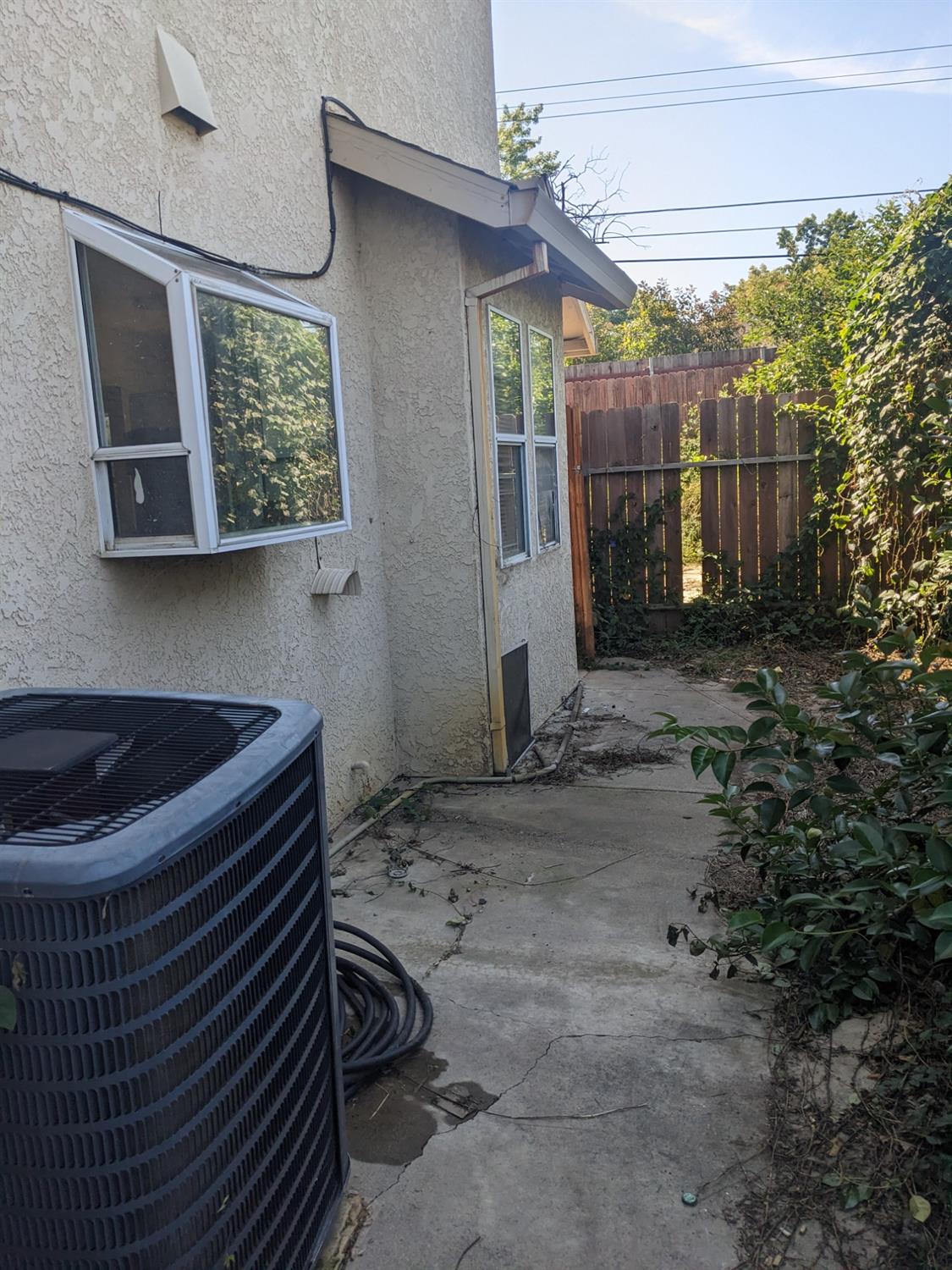 E Marie Ann Lane, Carmichael, California image 20
