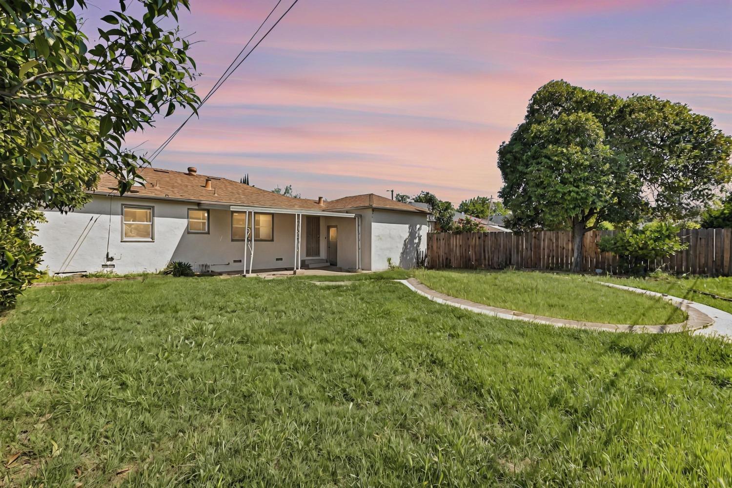 De Ovan Avenue, Stockton, California image 21