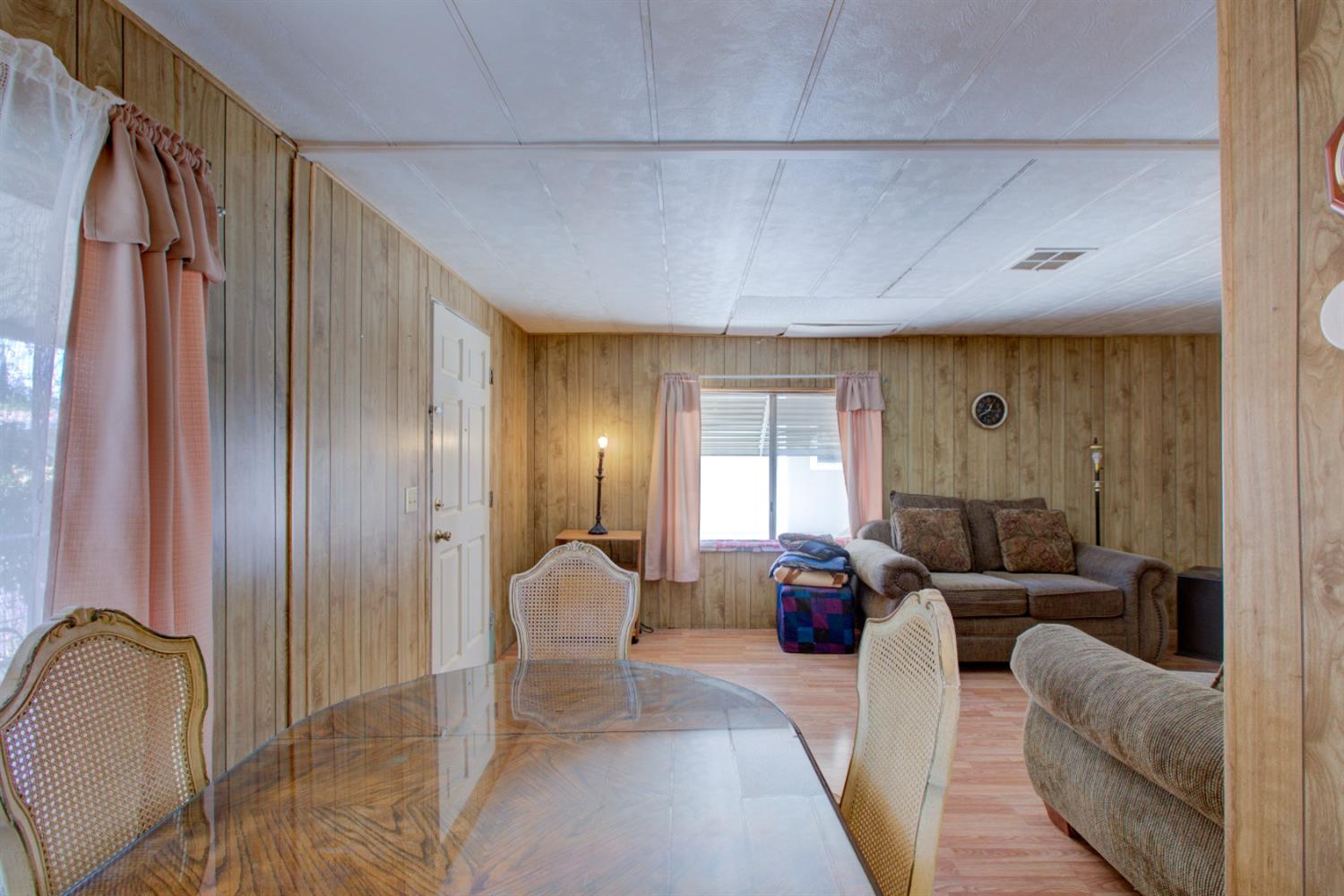 Detail Gallery Image 15 of 32 For 250 E Las Palmas Ave 15, Patterson,  CA 95363 - 2 Beds | 1 Baths