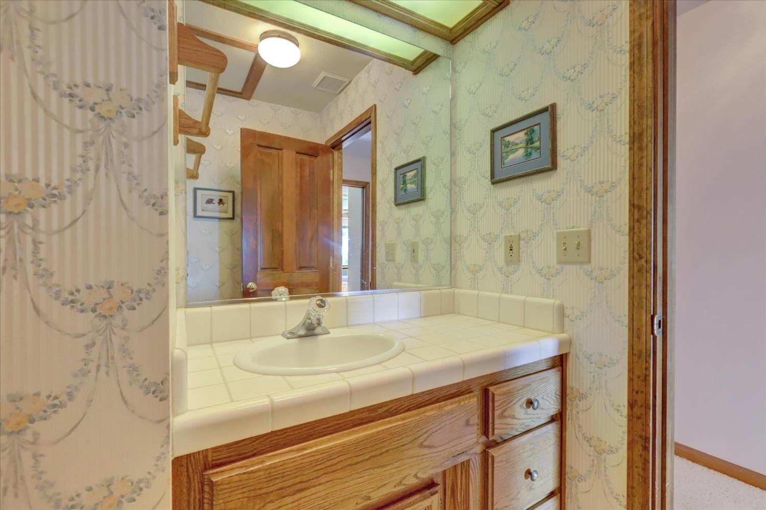 Detail Gallery Image 64 of 96 For 7791 Walsh Ln, –,  CA 95977 - 3 Beds | 2/1 Baths